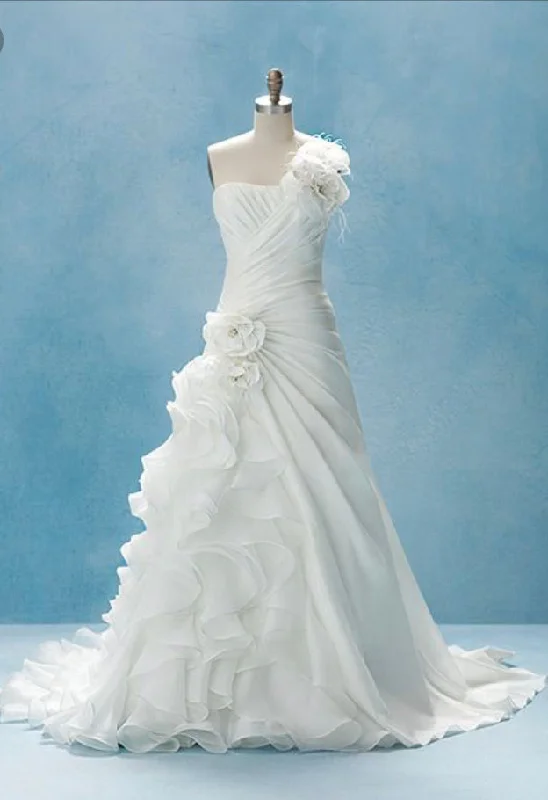 Stock Clearance Alfred Angelo