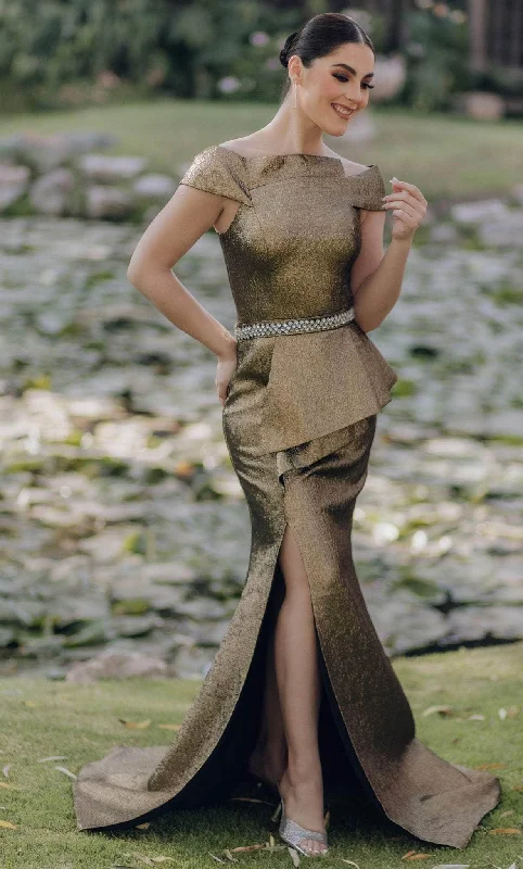 Deal Explosion Terani Couture 232M1555 - Off-Shoulder Rhinestone Beaded Belt Evening Dress