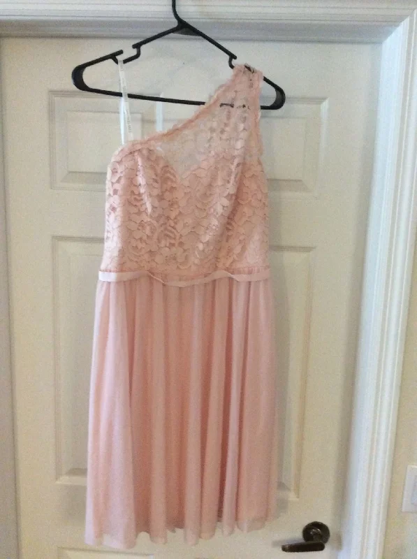 Price Drop David's Bridal F15711