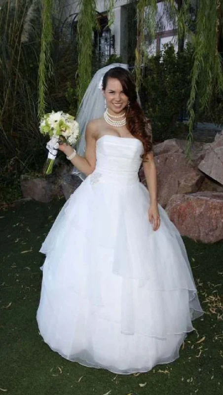 Hot Deal David's Bridal