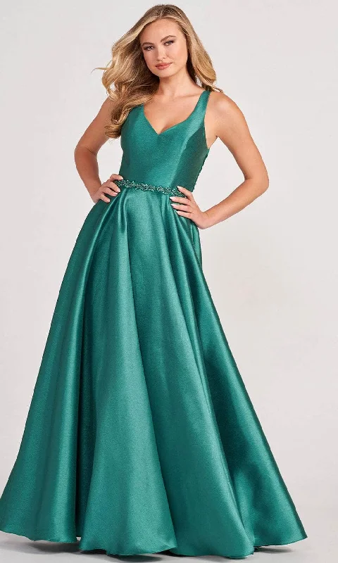 Today’s Deal Colette By Daphne CL2034 - Laced V-Neck Evening Dress