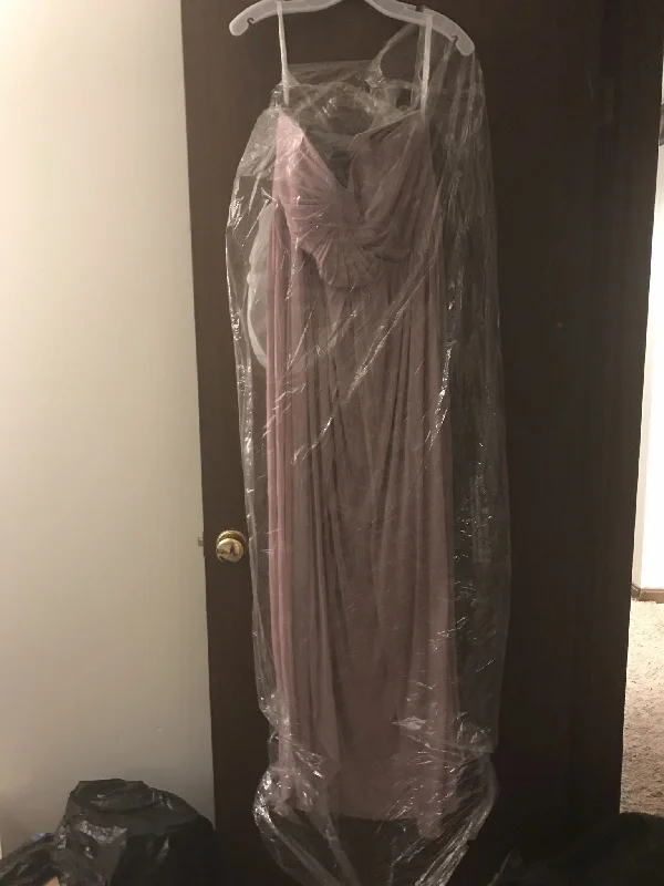 Super Bargain David's Bridal F15782