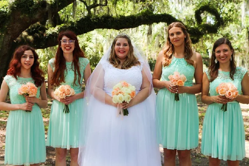 Buy Now David's Bridal F17019