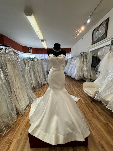 One-DAY Sale Mori Lee 5777